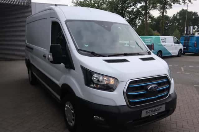Ford E transit (2023) thumbnail 19