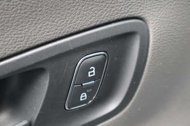 Ford E transit (2023) thumbnail 23