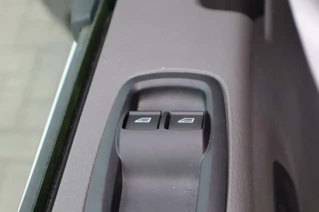 Ford E transit (2023) thumbnail 24