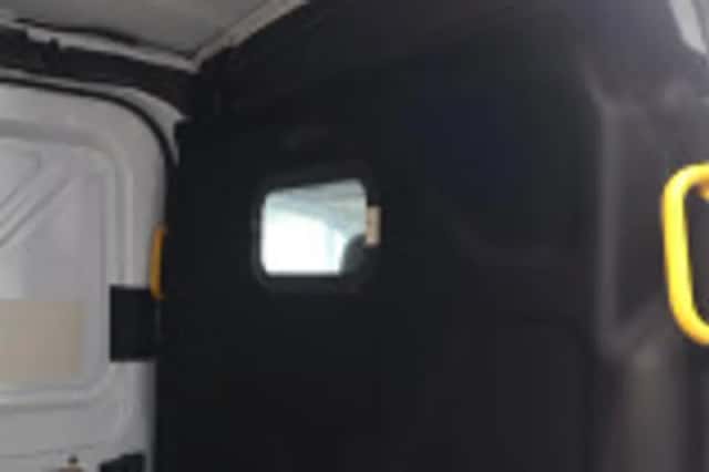 Ford E transit (2023) thumbnail 52