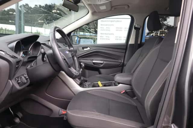 Ford Kuga (2019) thumbnail 20