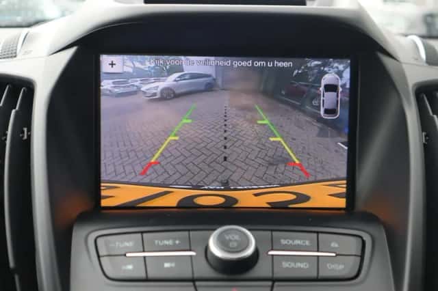 Ford Kuga (2019) thumbnail 33