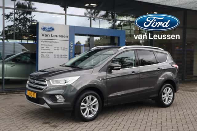 Ford Kuga (2019) thumbnail 72