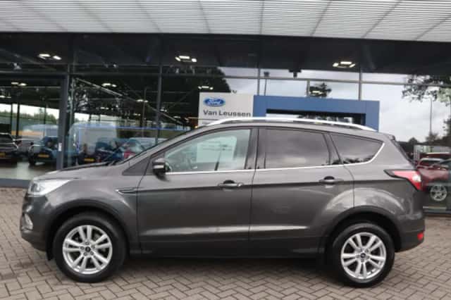 Ford Kuga (2019) thumbnail 73