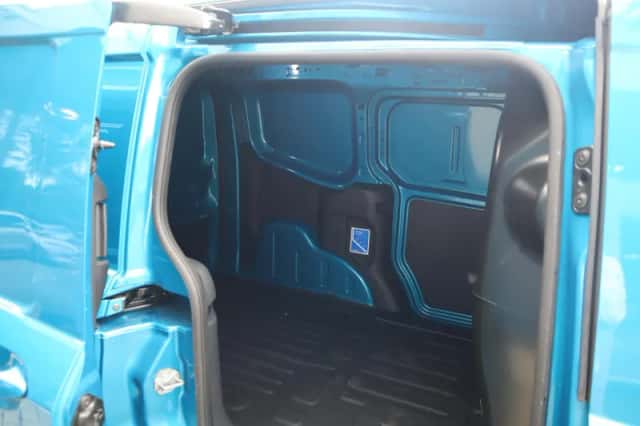 Ford E transit courier (2025) thumbnail 16