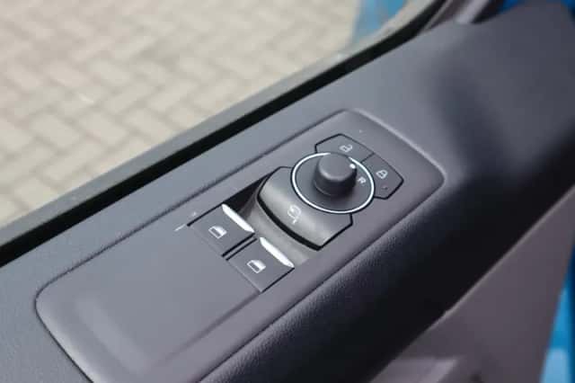 Ford E transit custom (2024) thumbnail 25