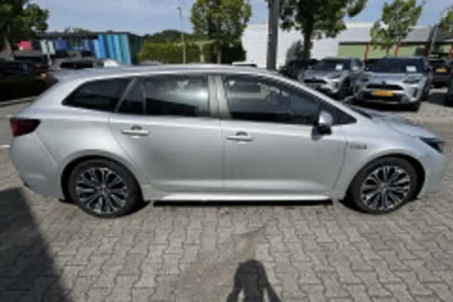 Toyota Corolla (2019) thumbnail 4