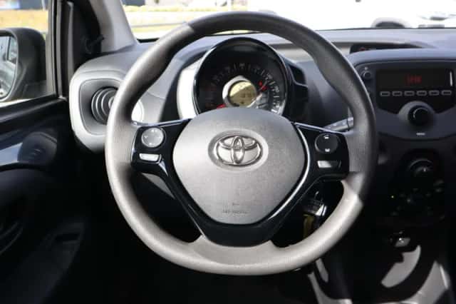 Toyota Aygo (2021) thumbnail 19
