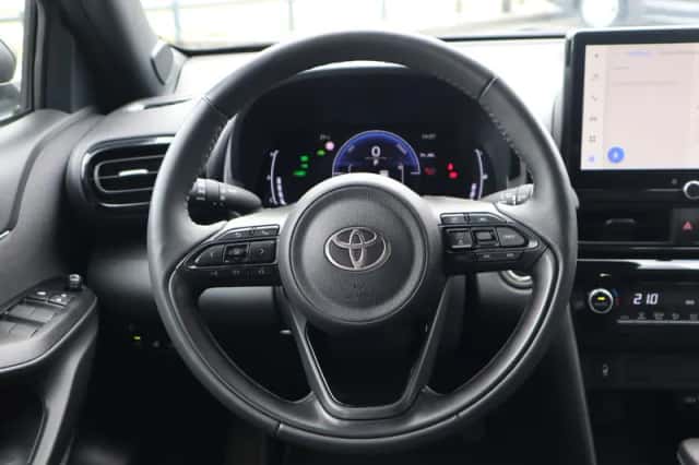 Toyota Yaris Cross (2025) thumbnail 22