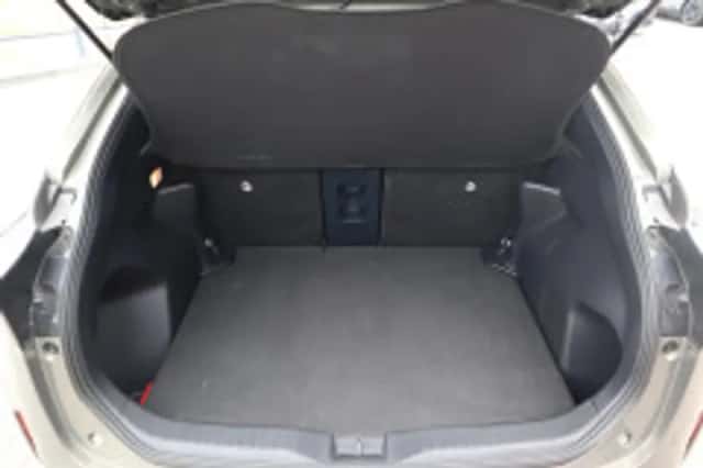 Toyota Yaris Cross (2025) thumbnail 5