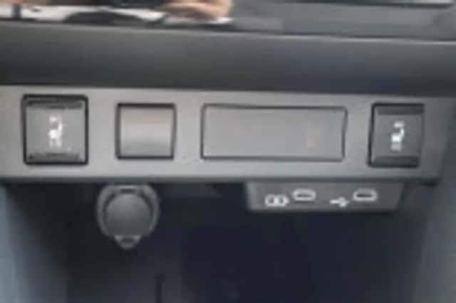 Toyota Yaris Cross (2025) thumbnail 67