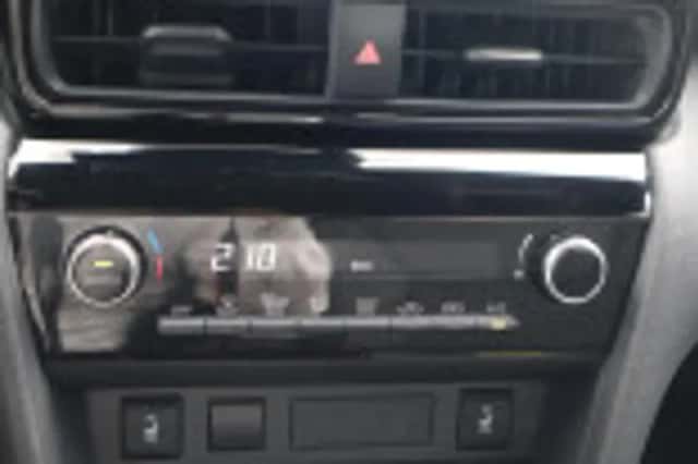 Toyota Yaris Cross (2025) thumbnail 68