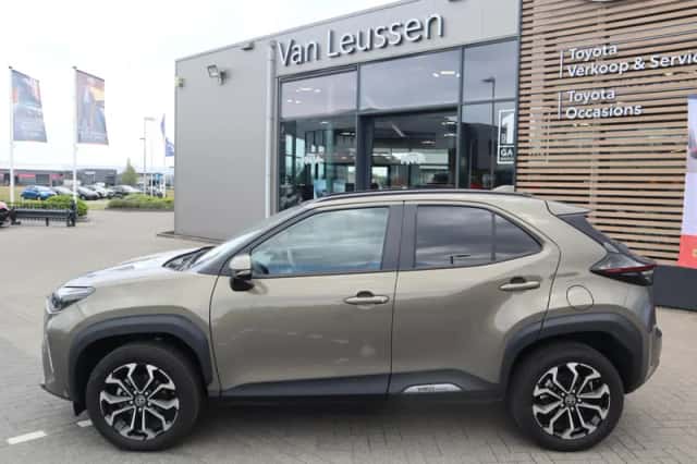 Toyota Yaris Cross (2025) thumbnail 8