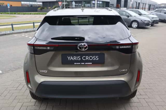 Toyota Yaris Cross (2025) thumbnail 10