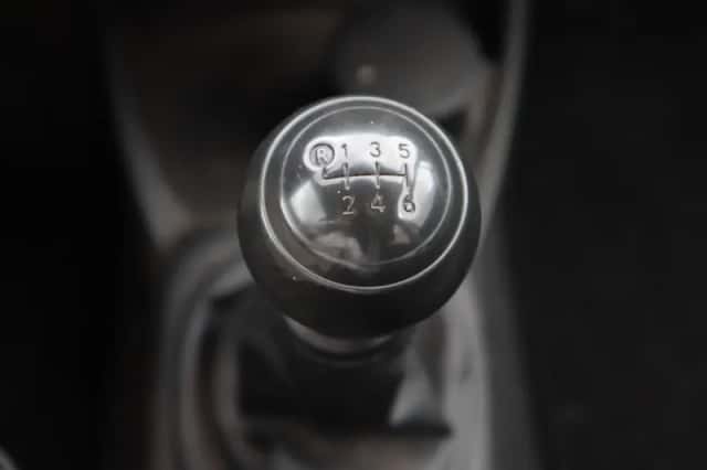 Toyota Yaris (2010) thumbnail 27