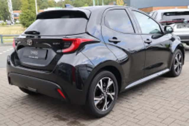 Toyota Yaris (2024) thumbnail 6
