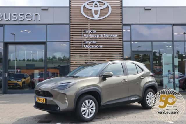 Toyota Yaris Cross (2025) thumbnail 1