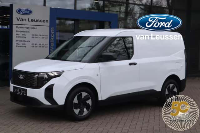 Ford E transit courier (2026) thumbnail 6