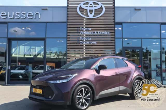 Toyota C hr (2024) thumbnail 1