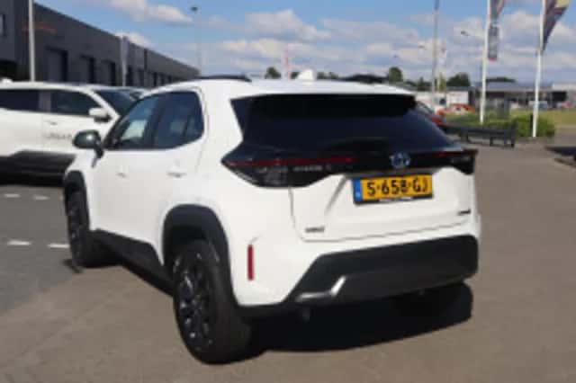 Toyota Yaris Cross (2023) thumbnail 3