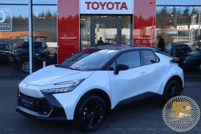 Toyota C hr (2026) thumbnail 6