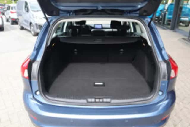 Ford Focus (2019) thumbnail 5
