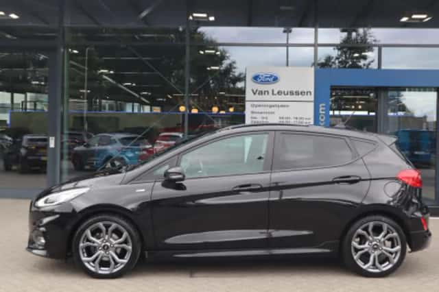 Ford Fiesta (2020) thumbnail 2