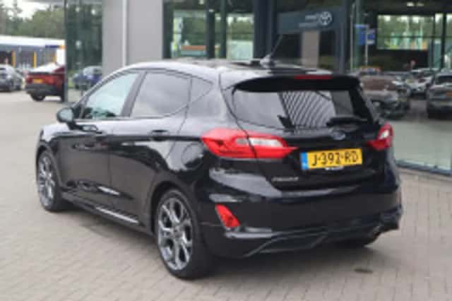 Ford Fiesta (2020) thumbnail 3