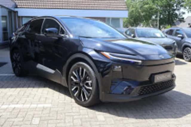Toyota C hr (2026) thumbnail 4