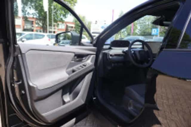 Toyota C hr (2026) thumbnail 6