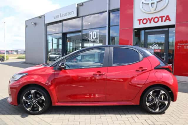Toyota Yaris (2026) thumbnail 2