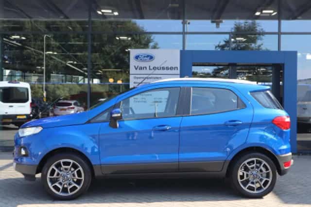 Ford EcoSport (2017) thumbnail 2
