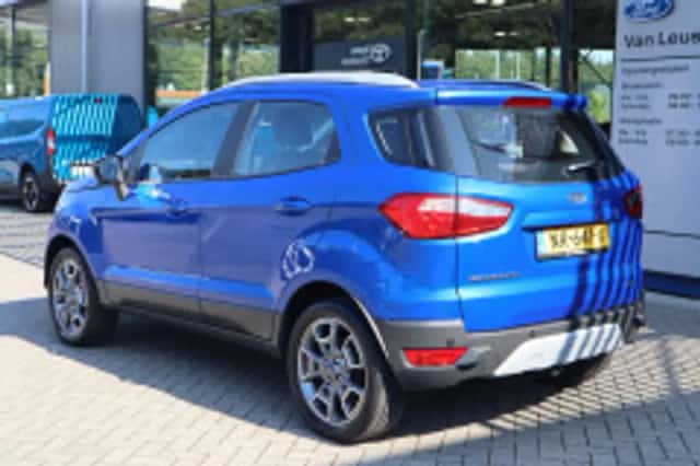 Ford EcoSport (2017) thumbnail 3