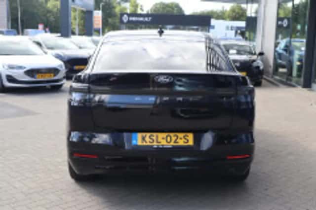 Ford Capri (2025) thumbnail 4