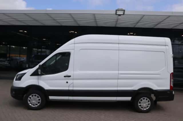 Ford E transit (2024) thumbnail 2