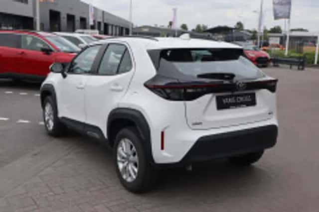 Toyota Yaris Cross (2025) thumbnail 3