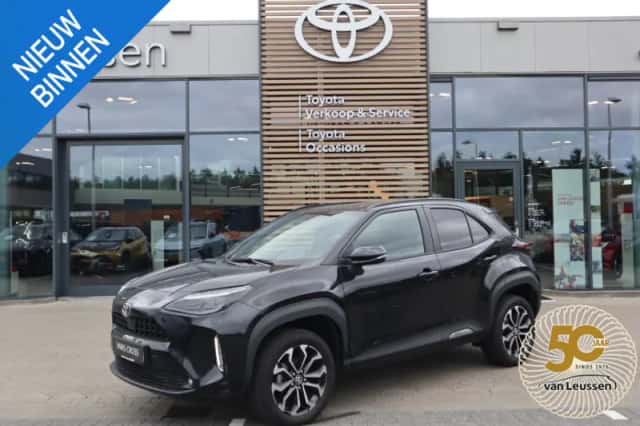 Toyota Yaris Cross (2025) thumbnail 1