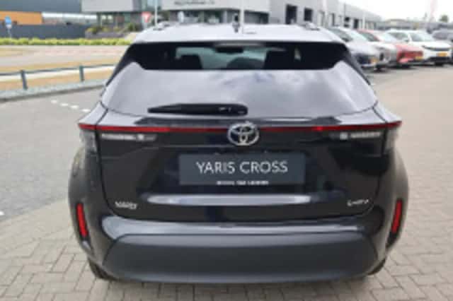 Toyota Yaris Cross (2025) thumbnail 4