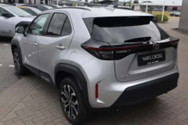 Toyota Yaris Cross (2025) thumbnail 3