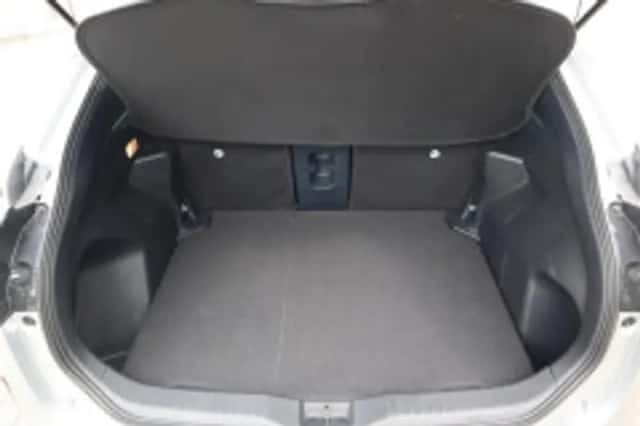 Toyota Yaris Cross (2025) thumbnail 5