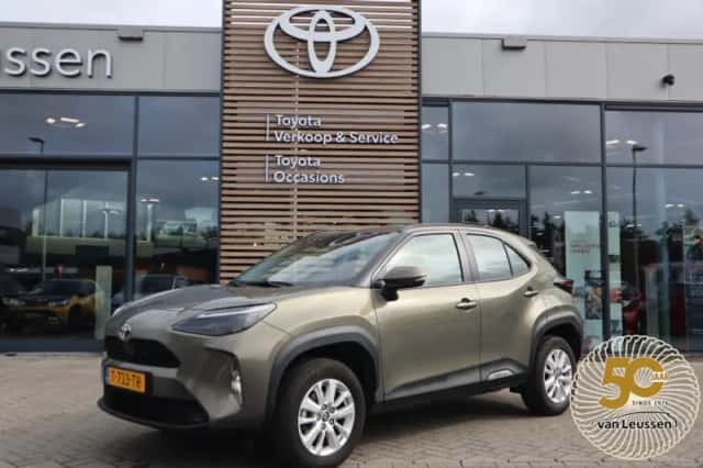 Toyota Yaris Cross (2023) thumbnail 1