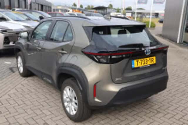 Toyota Yaris Cross (2023) thumbnail 3