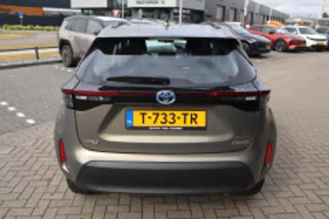 Toyota Yaris Cross (2023) thumbnail 4