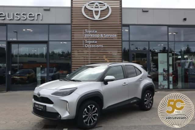 Toyota Yaris Cross (2025) thumbnail 1