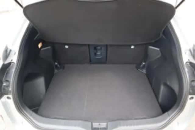 Toyota Yaris Cross (2025) thumbnail 5
