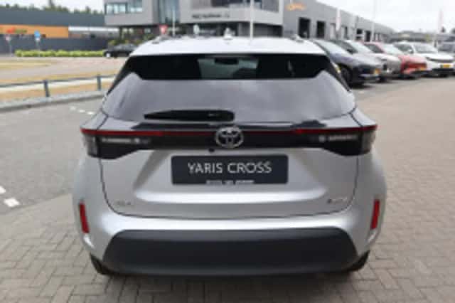 Toyota Yaris Cross (2025) thumbnail 4