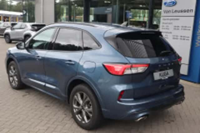 Ford Kuga (2022) thumbnail 3
