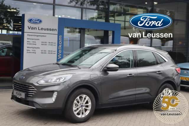 Ford Kuga (2021) thumbnail 1