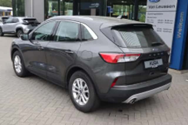 Ford Kuga (2021) thumbnail 3