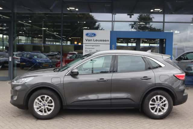 Ford Kuga (2021) thumbnail 6